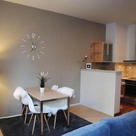 Apartment Centrum + Parking Olomouc Bagian luar foto
