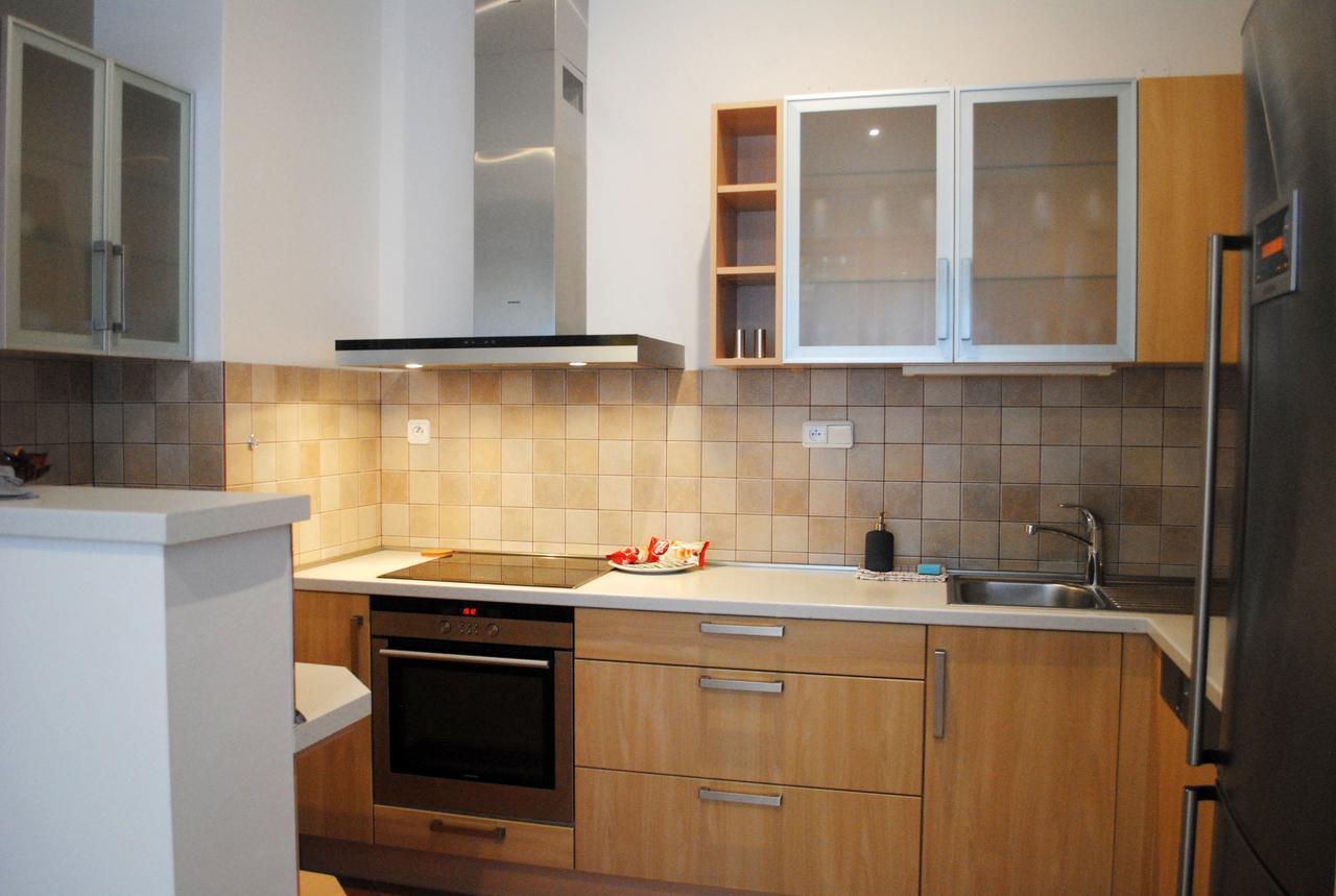 Apartment Centrum + Parking Olomouc Bagian luar foto